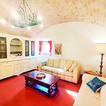 Casa Isabella- Barbecue, Giardino بيت للعطل